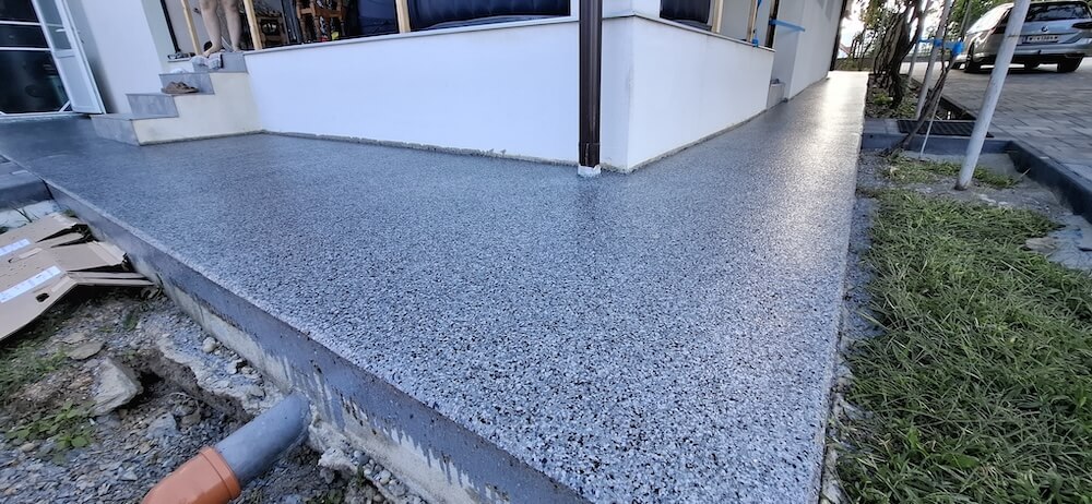 Außenbodenbeschichtung FULL FLACKE Cips 36