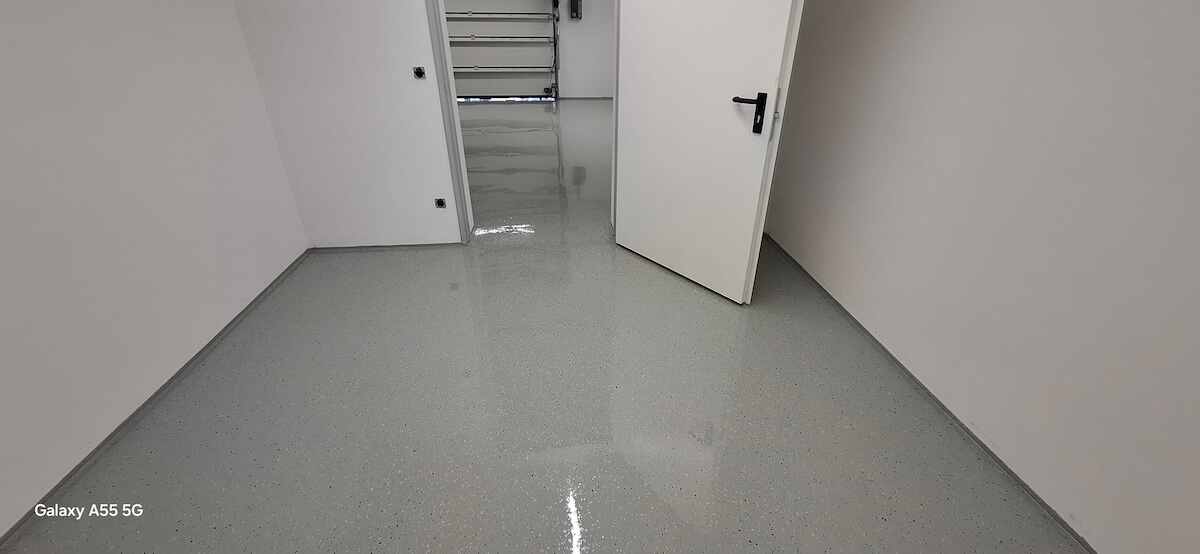 Bodenbeschichtung-Epoxidharz-20250724_153239