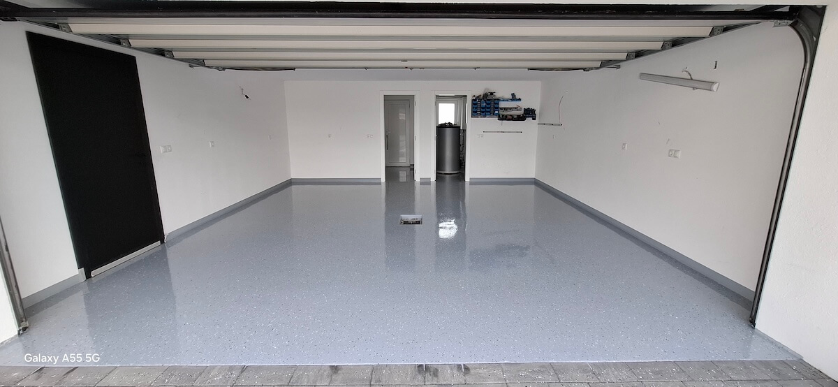 Bodenbeschichtung-Epoxidharz-20251110_142200