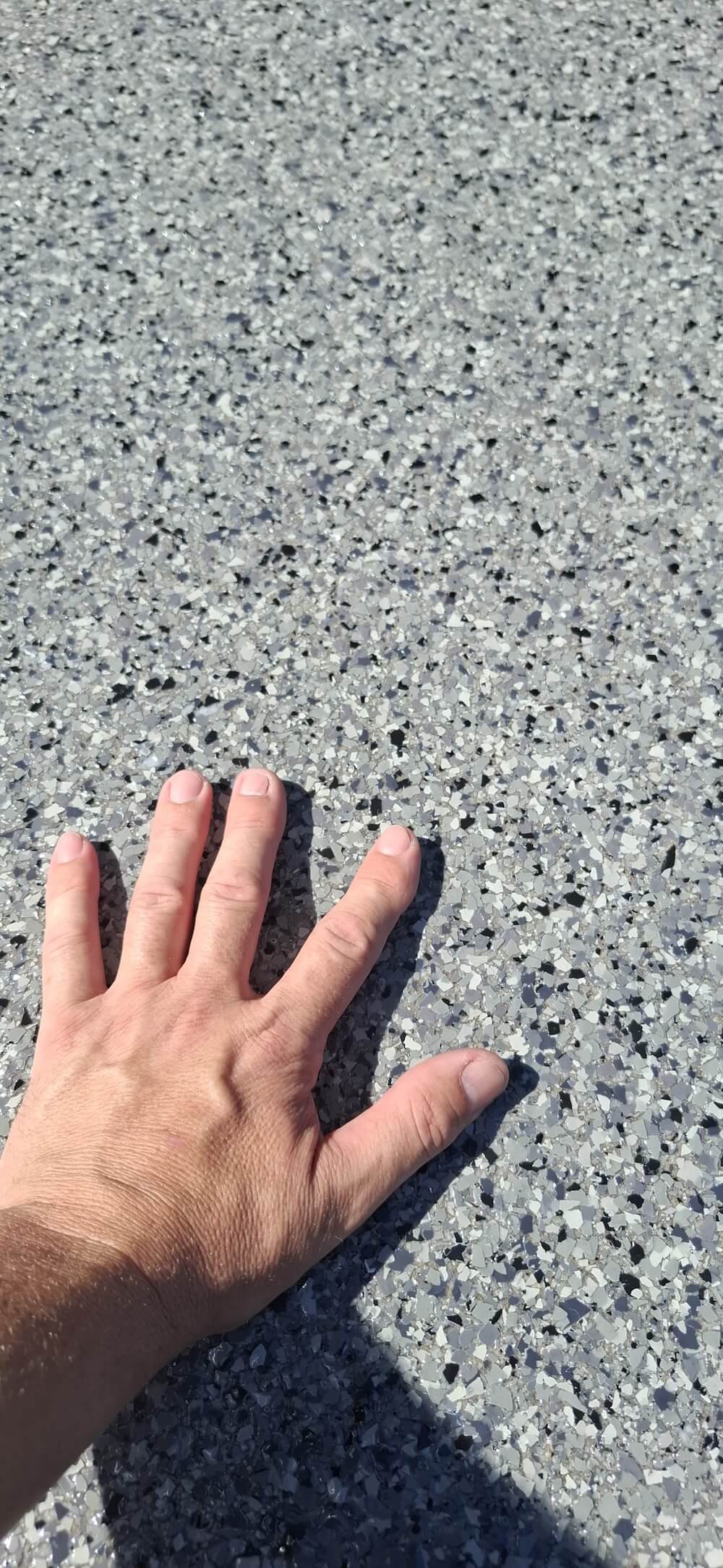 Terrassenbeschichtung FULL FLACKE Cips 19