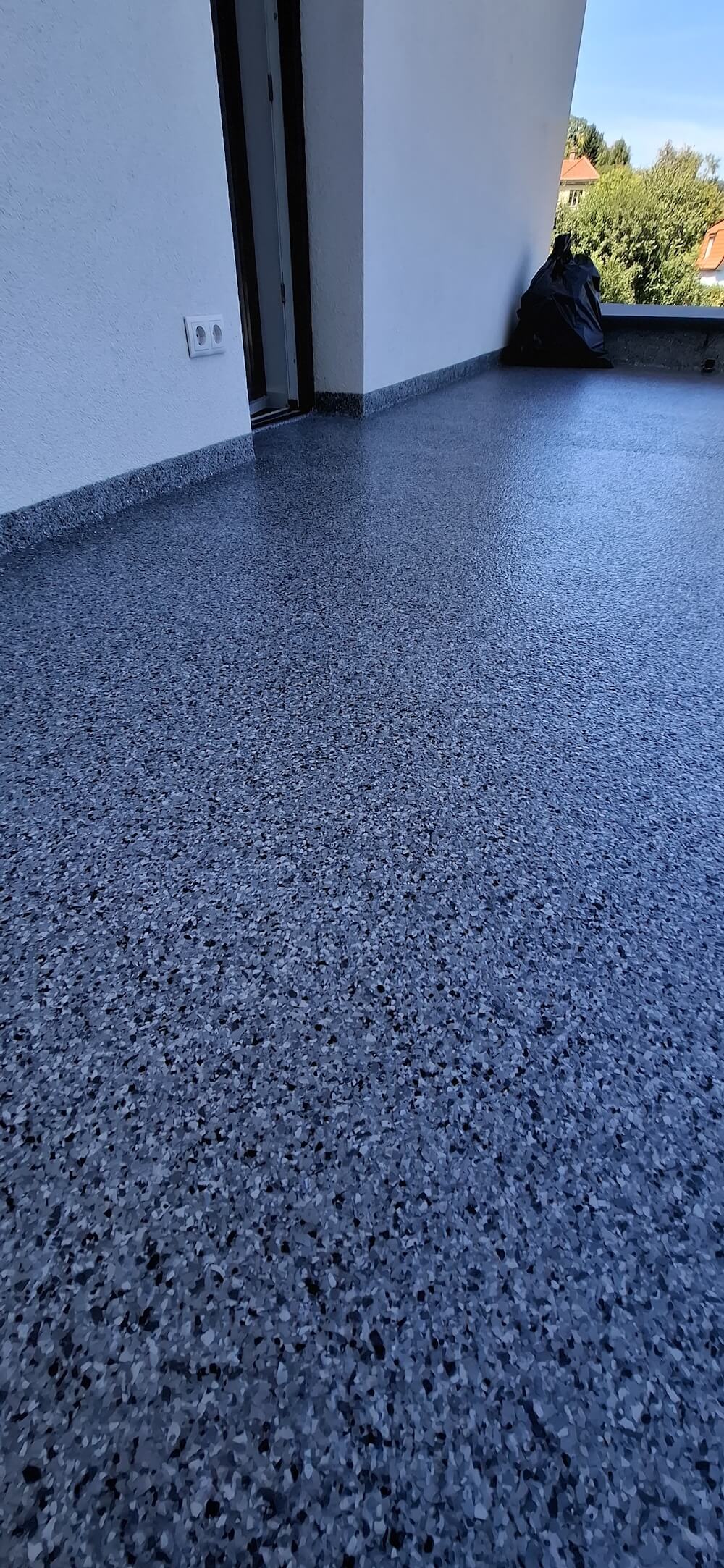 Terrassenbeschichtung FULL FLACKE Cips 22