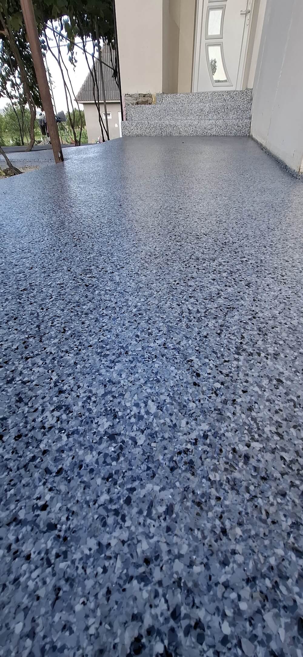 Terrassenbeschichtung FULL FLACKE Cips 33